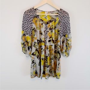 edme & esyllte Anthropologie Inherited Blooms
Silk Blouse Tunic